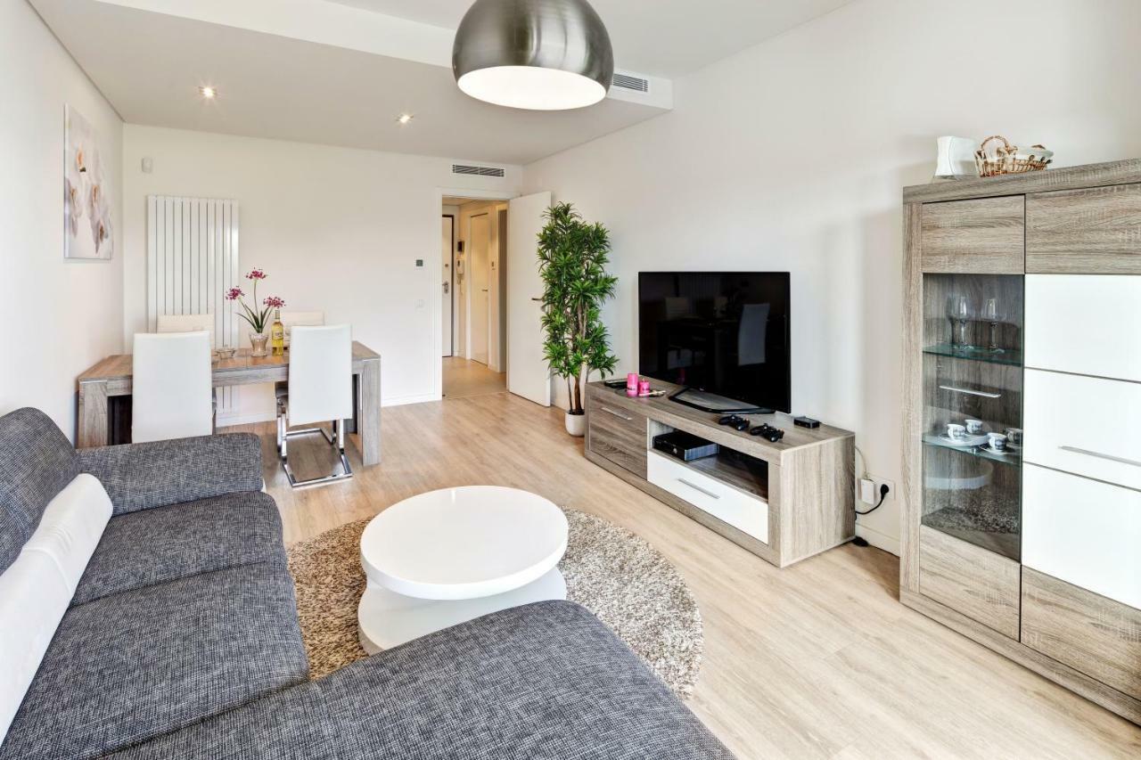 Luxurious T2 Apartment, Olhos Dagua Albufeira Luaran gambar