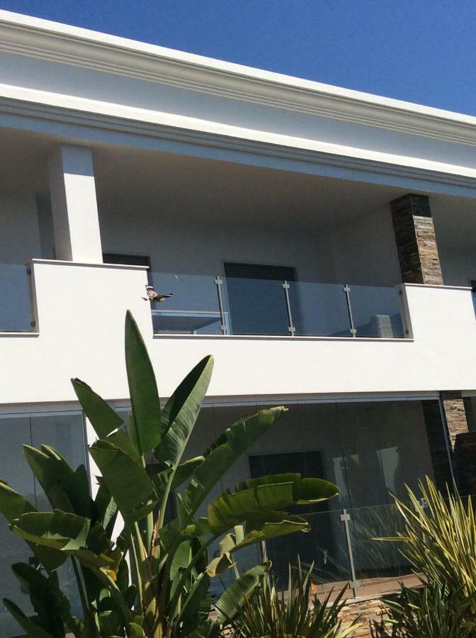 Luxurious T2 Apartment, Olhos Dagua Albufeira Luaran gambar